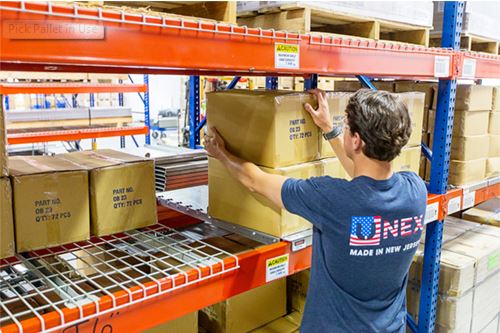 Ergonomic pick plank for easier carton picking from pallets