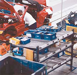 FlowCell Unex Carton Flow Through Workstation in automotive application