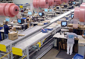 Packing operation with conveyor lines
