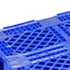 Lip detail. Lips help keep the load from sliding off the pallet.