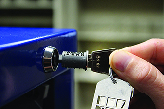 Key for drawer cabinet lock