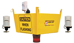 Dock Forklift Traffic Light - Ceiling Hung, 3 Sensors