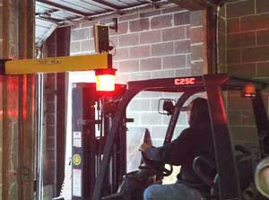 Dock Forklift Traffic Light - Wall Mounted, 1 Exterior Dock Door