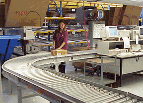 conveyor line with packing workstation