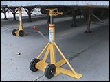 Trailer Stabilizing Jacks